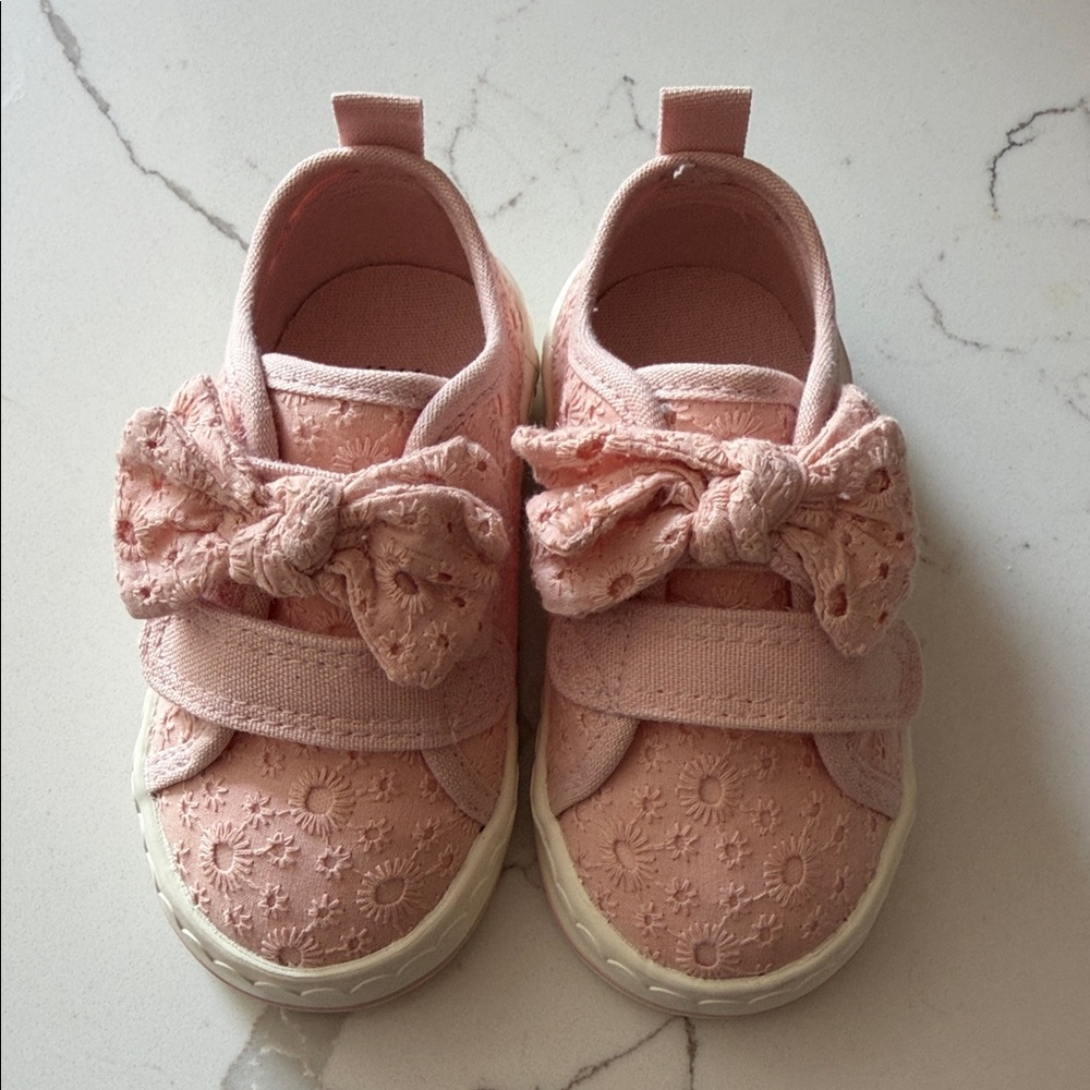 H&M Baby Pink Floral Bow Hook-and-Loop Sneakers NWOT